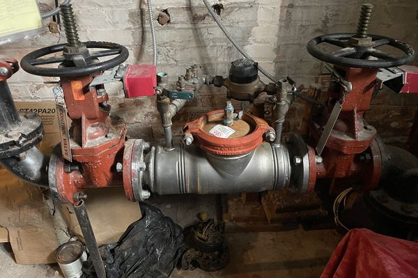 Backflow preventer types for Elgin IL homes - RPZ, double check, and pressure vacuum breakers